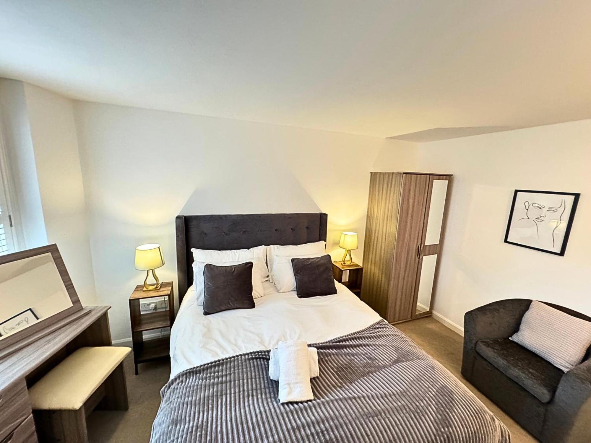 The Heart Of Kensington Mews - 3 Bedrooms House-Private Entrance-Hyde Park Walk Away-Green Park 9 Minutes Underground- The Best Of London With Glamour Of Kensington 외부 사진