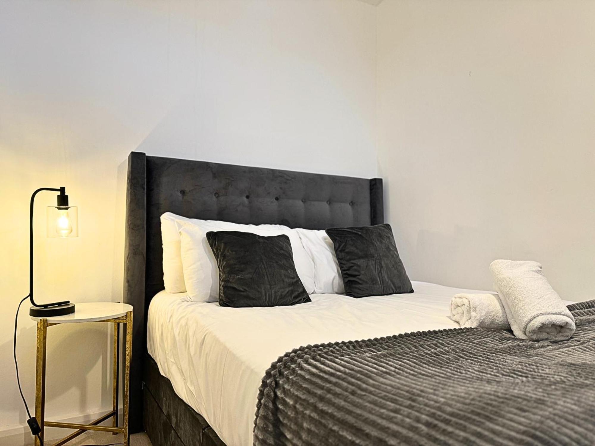 The Heart Of Kensington Mews - 3 Bedrooms House-Private Entrance-Hyde Park Walk Away-Green Park 9 Minutes Underground- The Best Of London With Glamour Of Kensington 외부 사진
